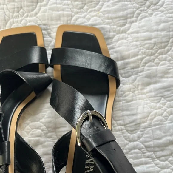 Zara Black Sandals - Picture 3 of 10
